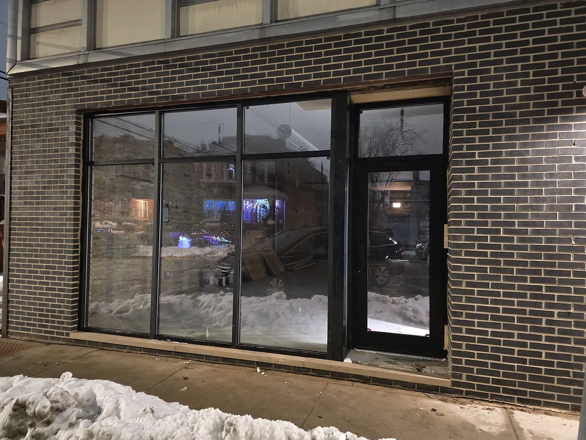 Building Photo - 2208 S Lombard Ave