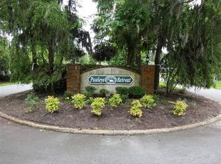 62 Great Lakes Rd, Pawleys Island, SC 29585