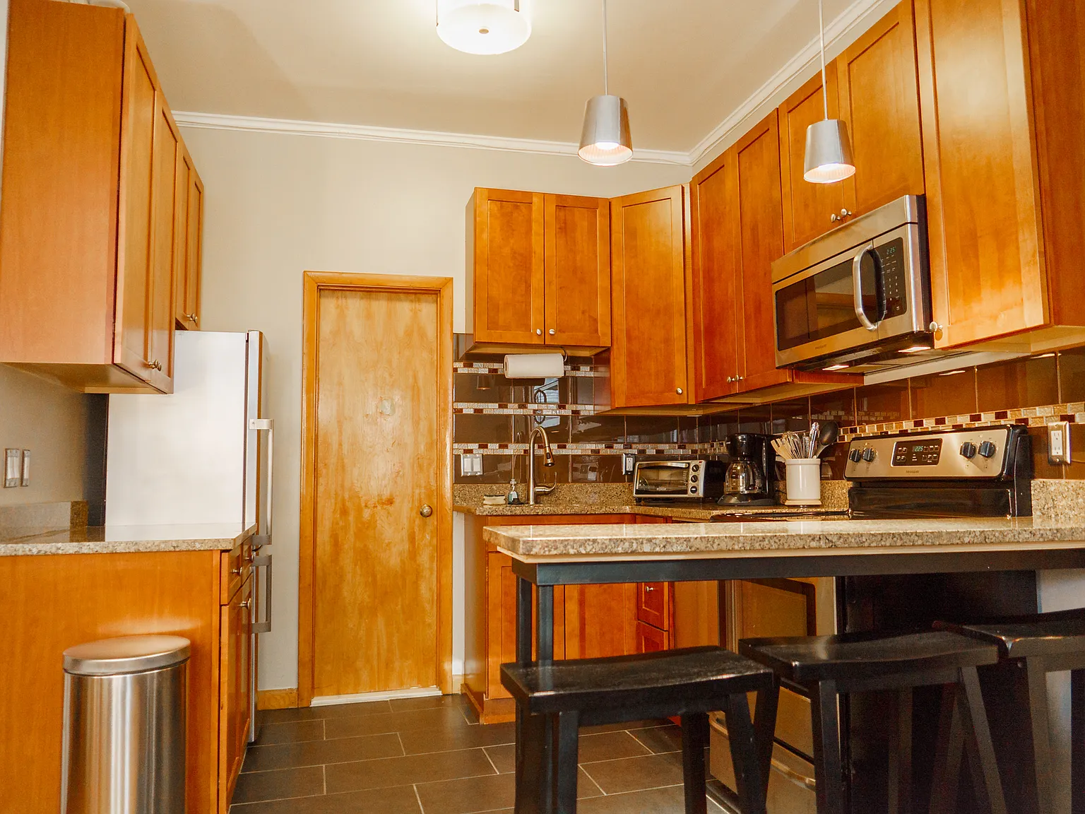 1 bed, 600 sqft, $3,200 — Photo 2