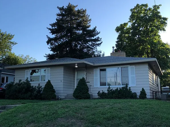 724 Riverview Blvd, Clarkston, WA 99403
