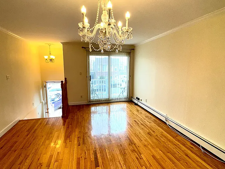 14 Austin Ave #2 — Photo 5