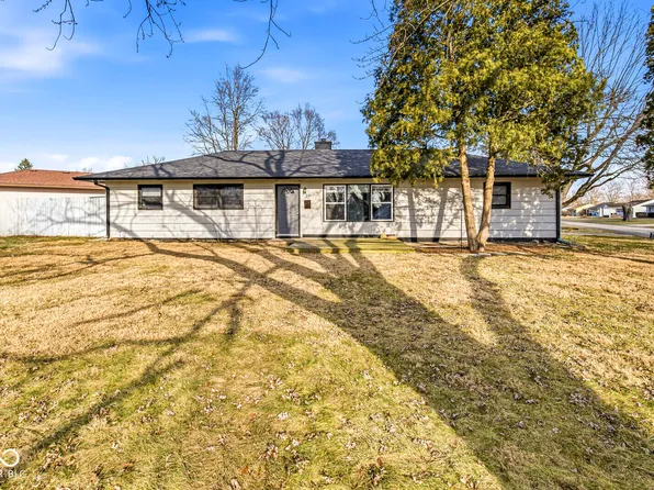 35 Lynwood Dr, Whiteland, IN 46184