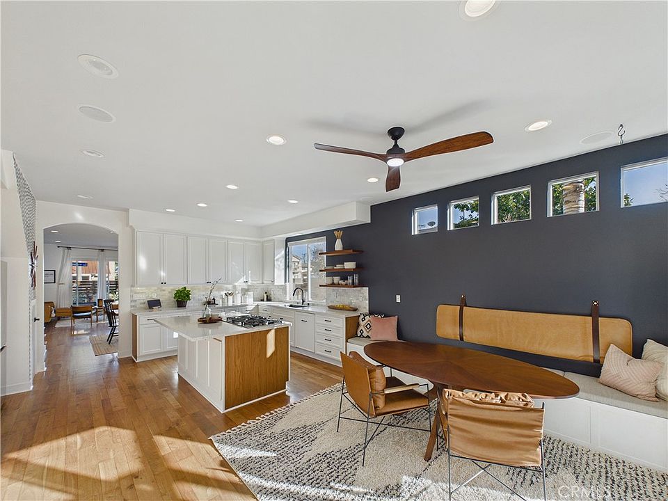1st image of 1201 Delaware St