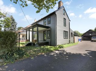 32 Main St, Swedesboro, NJ 08085