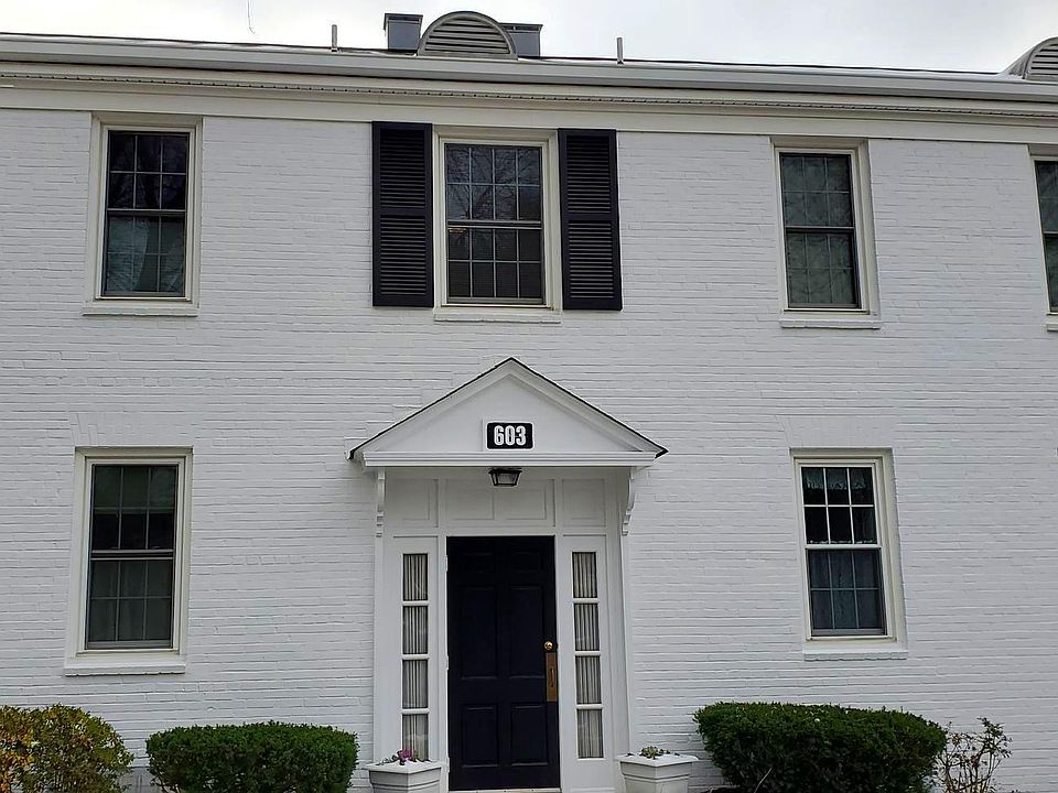 1st image of 603 Azalea Dr APT A