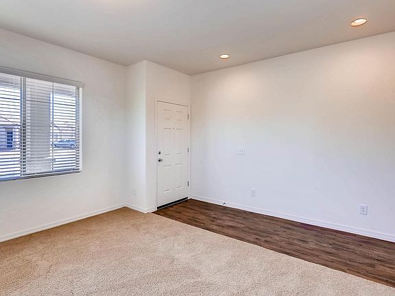 4th image of 4118 S 82nd Ln