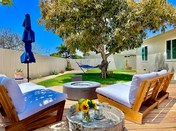 2227 Cliff Dr, Santa Barbara, CA 93109