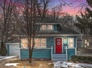 5346 Main St, Downers Grove, IL 60515