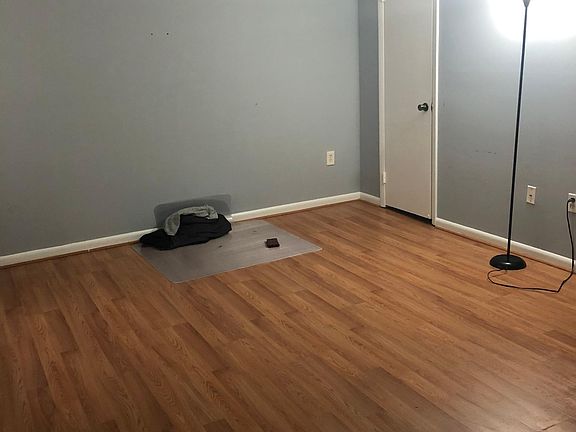 5th image of 14442 Filarete St