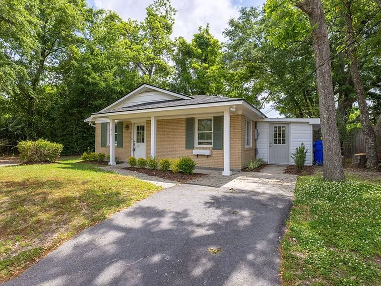 1010 Fiall St — Photo 10