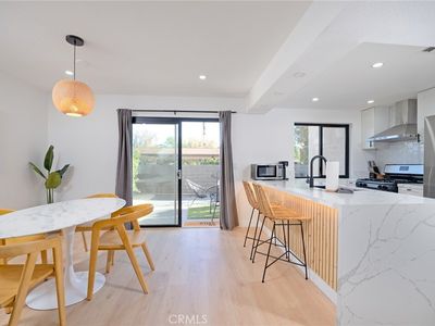 2246 N Indian Canyon Dr UNIT C, Palm Springs, CA, 92262