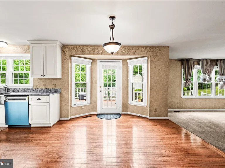 80 Stonewall Dr — Photo 15