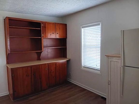 Eat-in Kitchen looking to built-in Hutch