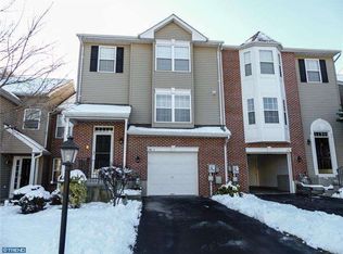 140 Hunt Club Dr, Collegeville, PA 19426