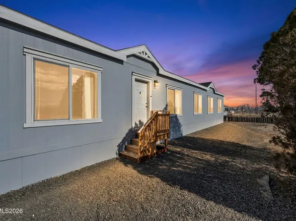 1495 Lake Ave, Silver Springs, NV 89429