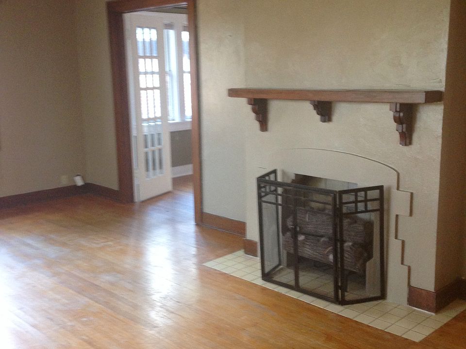 1st image of 512 1/2 NW 18th St