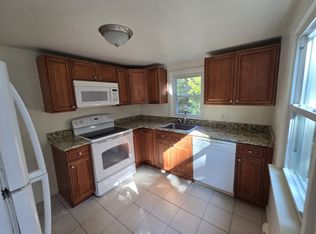 592 Old Bass River Rd, Dennis, MA 02638