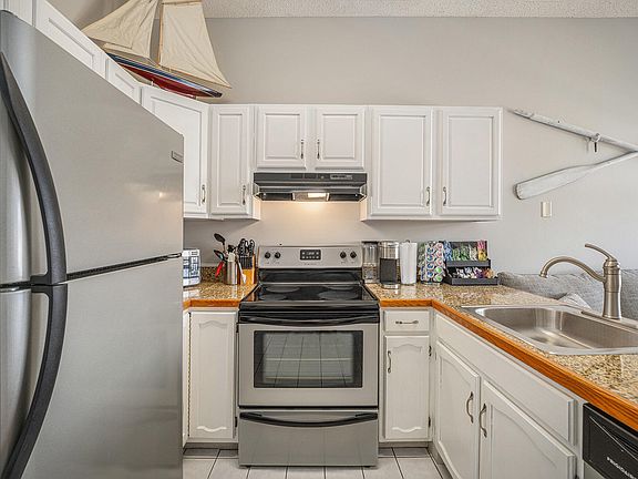 5th image of 532 Dyckman Ave APT 9