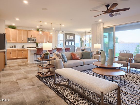 5th image of 5022 W CAPISTRANO Avenue