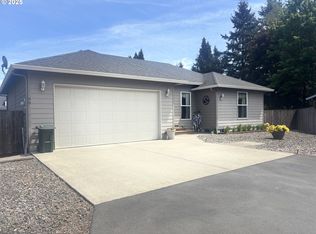 99 Rainbow Way, Kelso, WA 98626