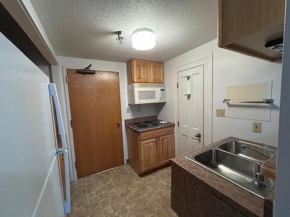 3rd image of 5951 N Skeel Ave Unit 105