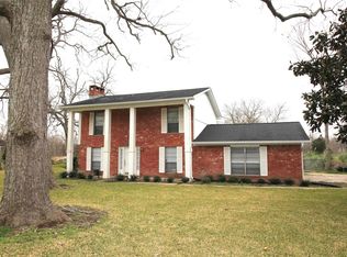 1310 S Caney Trail Dr, Wharton, TX 77488