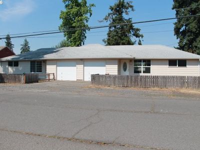 122 S 38th St, Springfield, OR, 97478