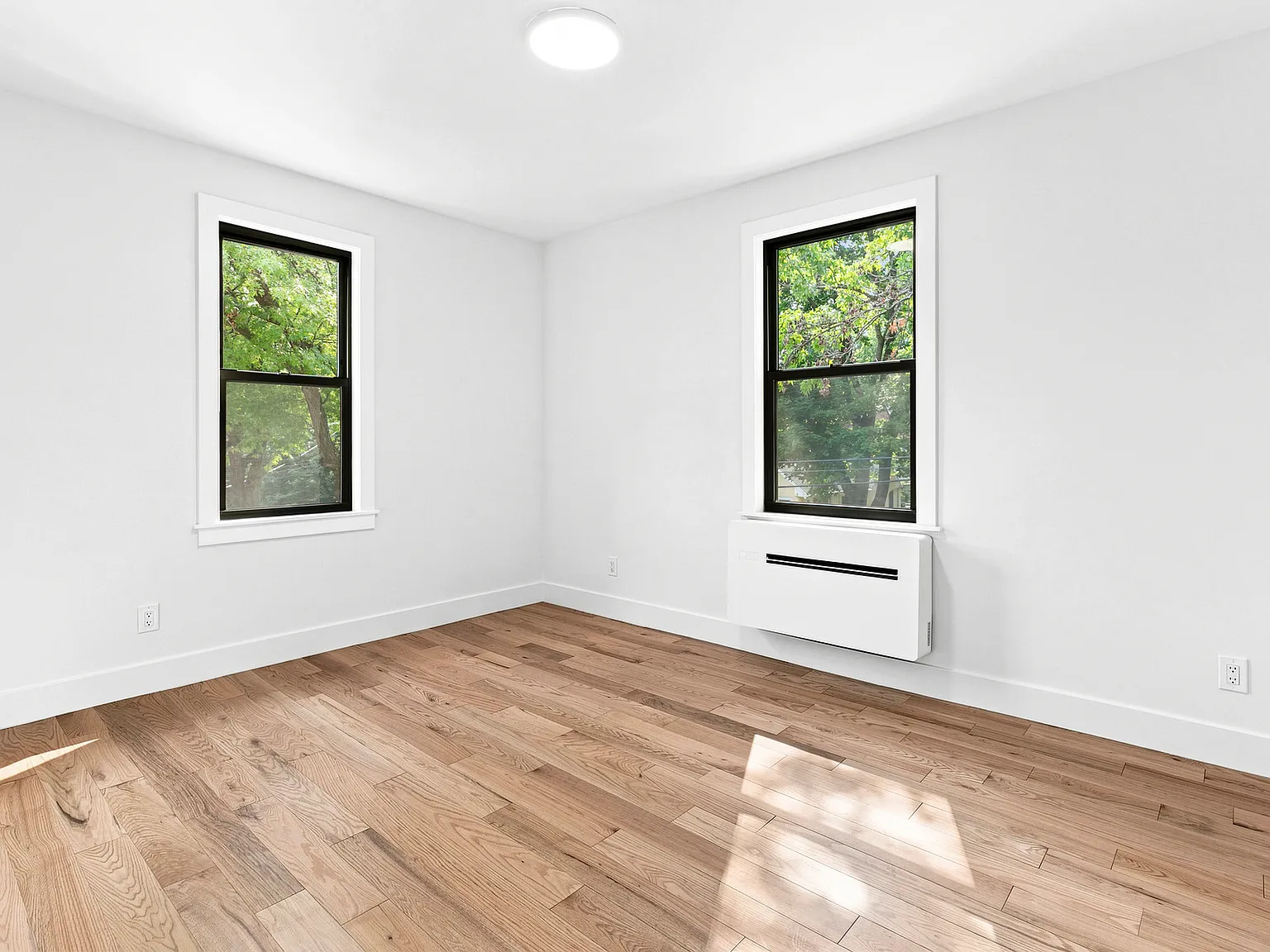 5930 Spencer Avenue — Photo 3