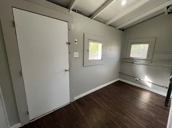 326 Clyde St, Bakersfield, CA 93307