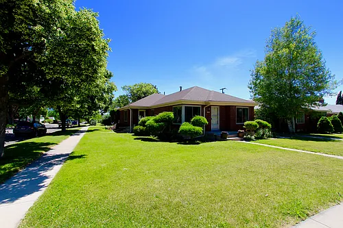 1832 S 1800 E Photo 1