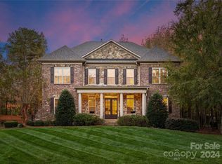 418 Covington Xing, Matthews, NC 28104
