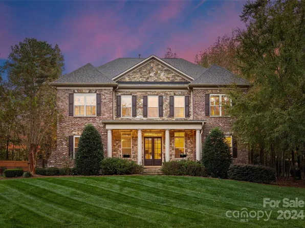 418 Covington Xing, Matthews, NC 28104