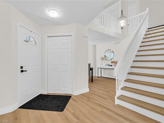 2nd image of 1 Balfour Ct