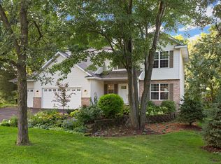 1712 Stag Cir, Hudson, WI 54016