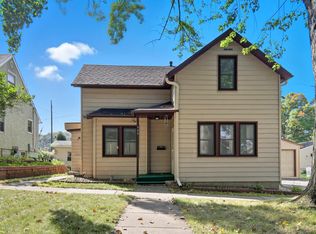 208 3rd St E, Jordan, MN 55352