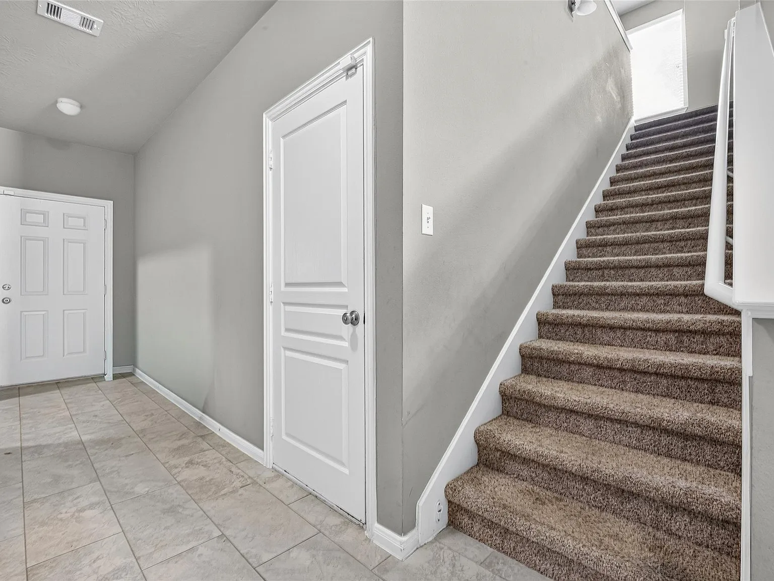 10830 Harston Drive — Photo 4