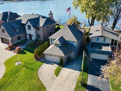 38653 Lakeshore Dr, Harrison Township, MI, 48045