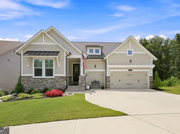 7012 Cottage Grove Dr, Flowery Branch, GA 30542