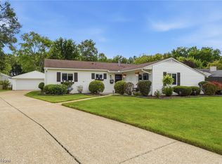 33909 Clark Dr, North Ridgeville, OH 44039