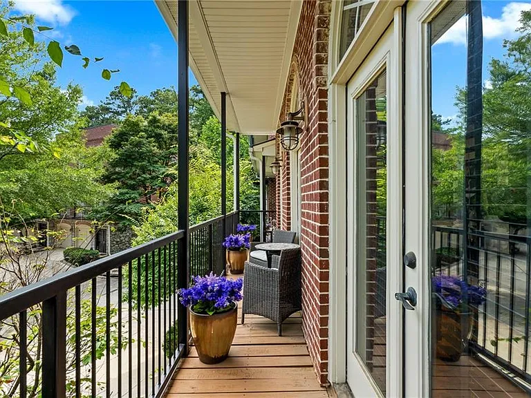 5512 Glenridge Dr #K — Photo 12