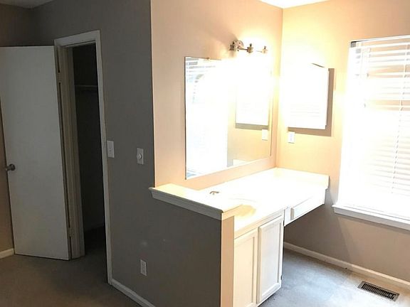 2nd image of 2300 Bastion Ct