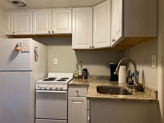 4th image of 18865 Detroit Ext APT 1