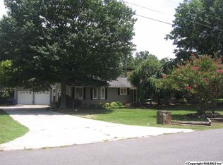 134 Ramsey Dr, Albertville, AL 35951