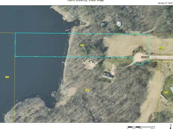 2171 Arrow Dr NE, Sand Lake, MI 49343