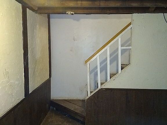 5th image of 442 Clearview Dr APT F