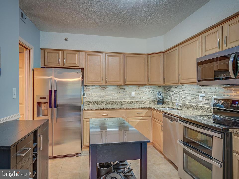 1st image of 3713 S George Mason Dr APT 212W