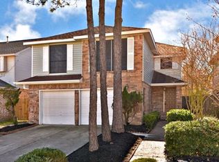 15706 Contender Ln, Friendswood, TX 77546