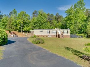 3210 Price House Rd, Woodruff, SC 29388