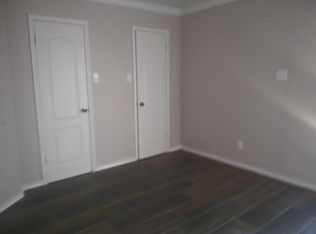 6402 McPherson Rd APT 52, Laredo, TX 78041