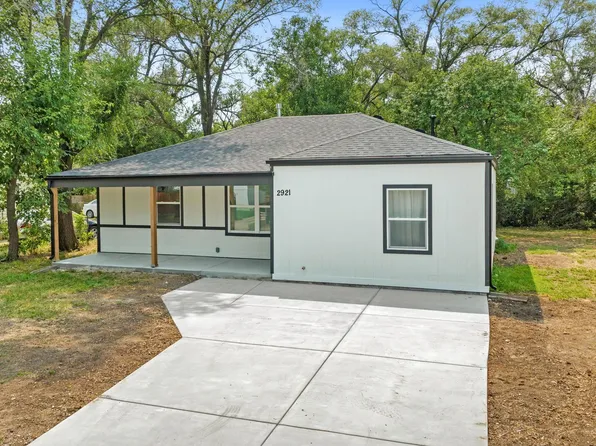 2921 S Volutsia St, Wichita, KS 67216